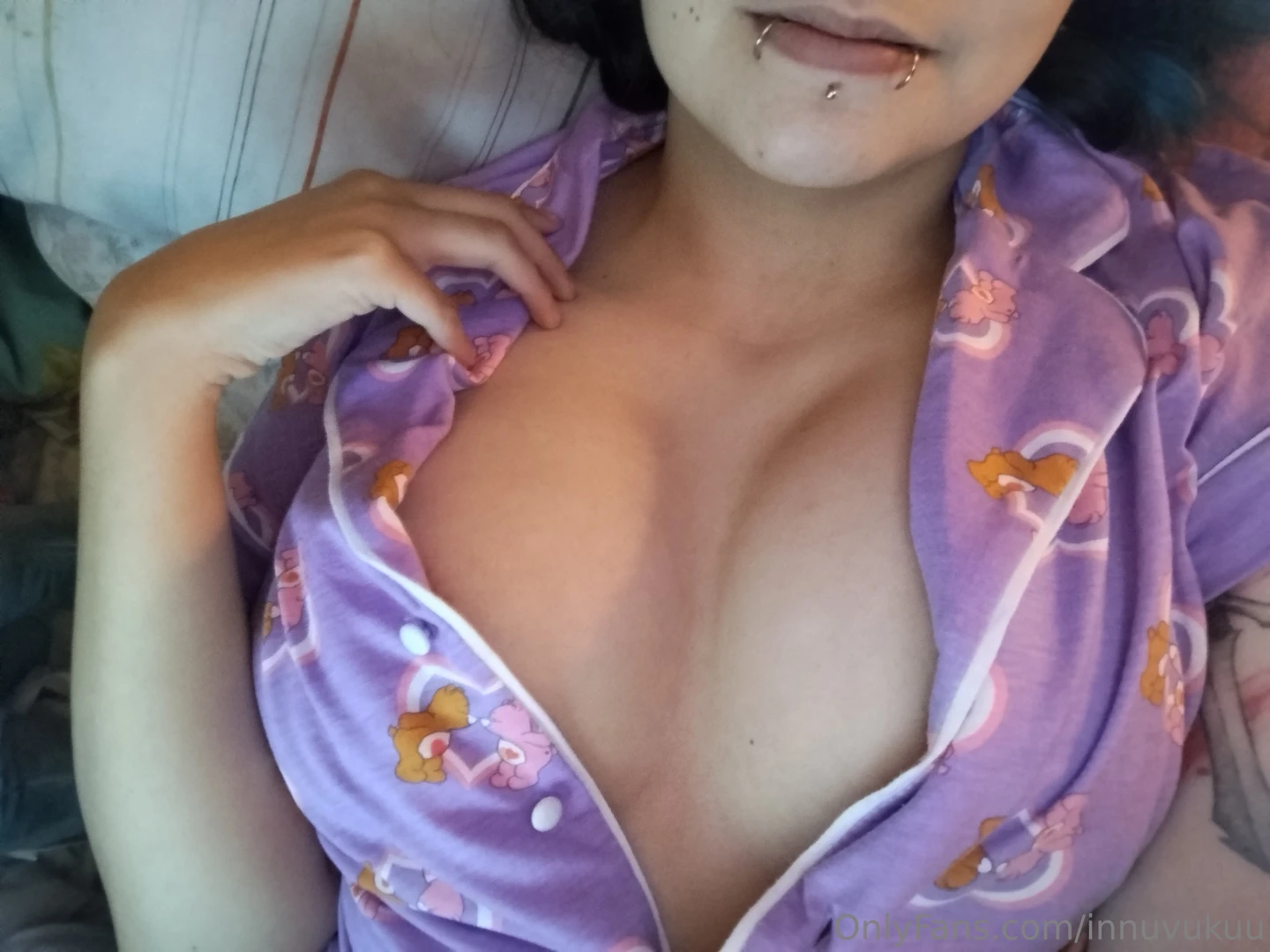 From my bed my back hurts i wish you a super mega merry christmas i part 1 