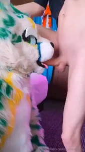 Just a good slutty kitty i never get tired of being facefucked