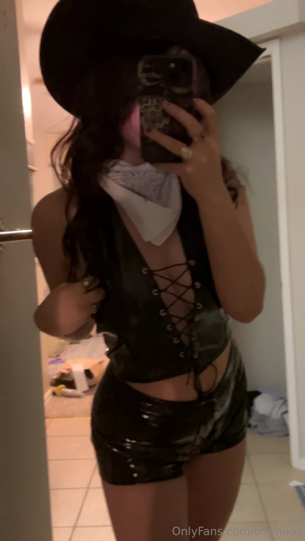 Excuse my dirty ass room part 1 