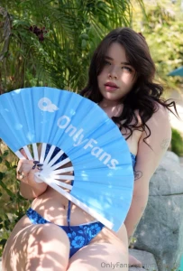 Tb to my cute little of photoshoot i did for fun hehe part 1