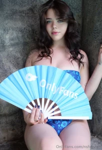 Tb to my cute little of photoshoot i did for fun hehe