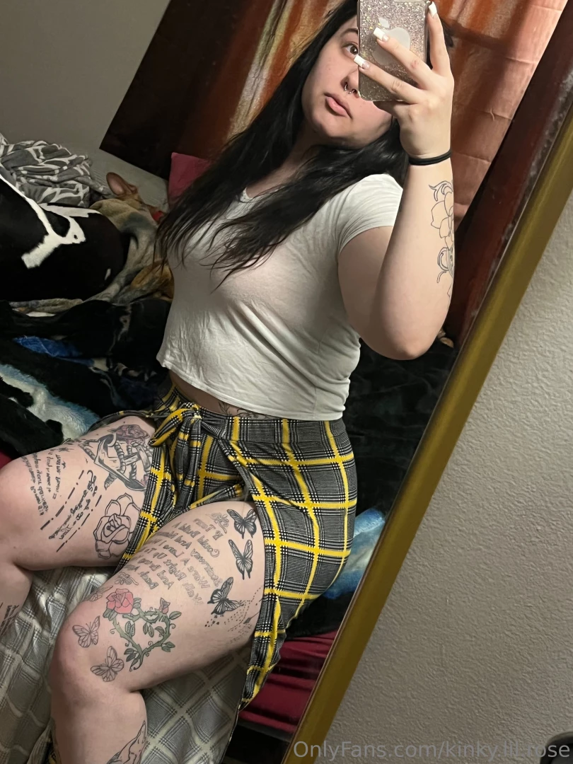 Kinky-lil-rose 