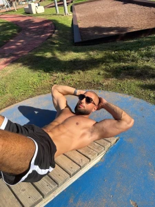 Just a small workout before the next fuck all vids here starring