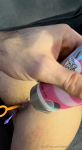 Free screenshots of tattootwink getting fuck while toys still inside