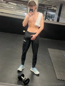 Pick up the weight gymbro