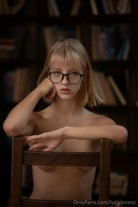 Jessica_jess has so much hot content that will make you cum in a part 27