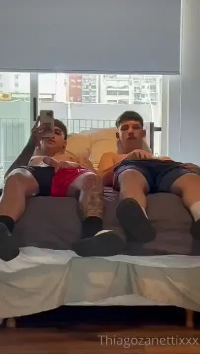 Jugando con amigos y mi hermano angelokgomez facundozanettivip 