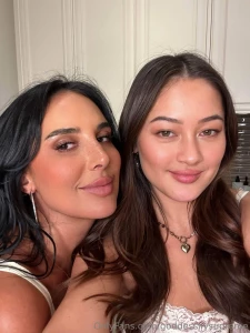 Over 2 hours livestreaming with the one and only jameelahh we baked