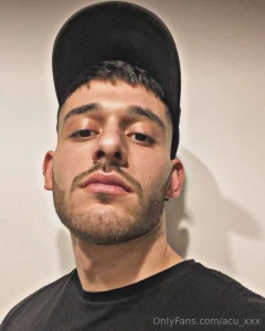 Hi love could you follow my friend from argentina gyutarohot he s part 1