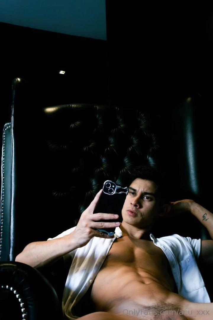 Tomassosa tomassosa free custom photos and videos videoc4ll sexting part 3 