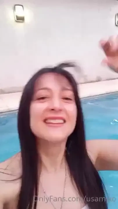 Hey baby how was your day i m here waiting for you to play 