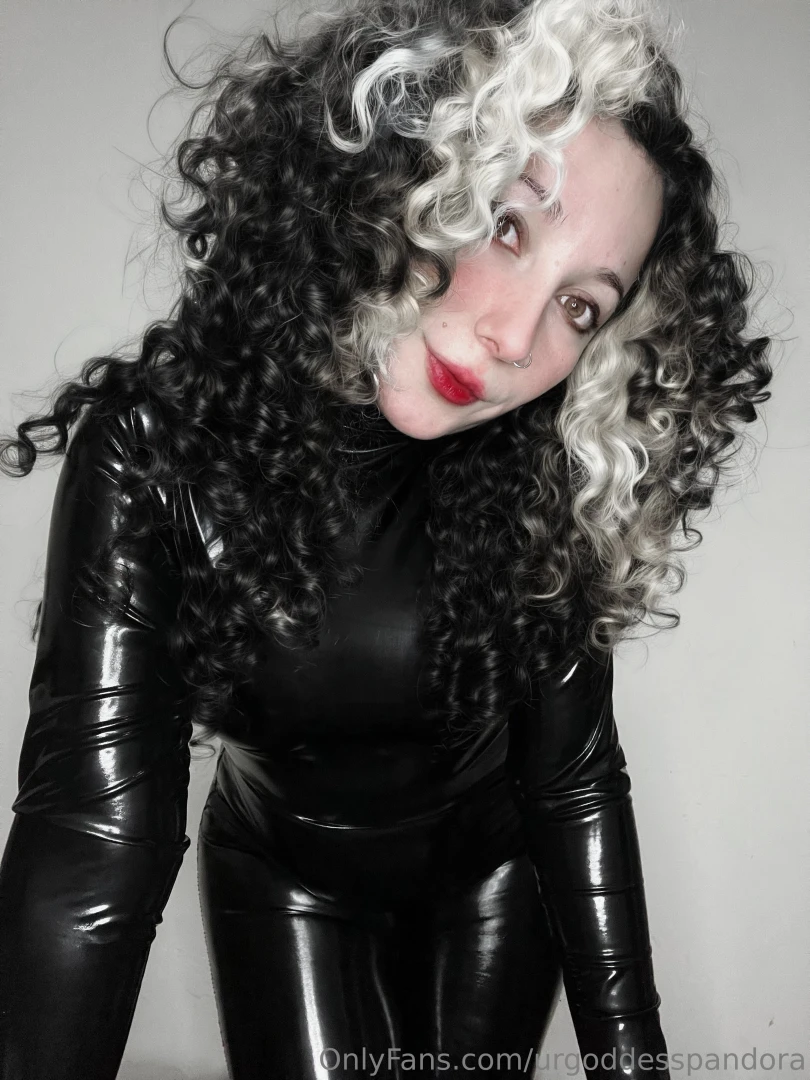 Don t forget to show your adoration to me today 