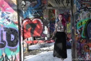 It was about 30 degrees and windy for this shoot instagram com part 1