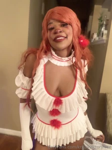 Want to clown around with me video photoset halloween set with video