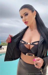 Backstage photos part 1