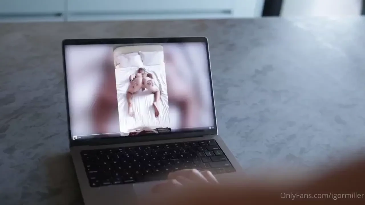 I loved to taste his aussie buns atasteofmatt 