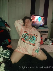 Let s get some tips rolling in so i can get more merch for my favorite