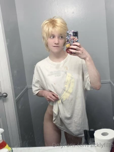 Finally found my bleach took some time and got my hair redone shoutout