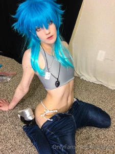 Everyone s favorite blue-haired yaoi protag lmao part 2