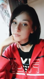 Hi guyzzz thank you again for being here i love you all i want to tell part 2