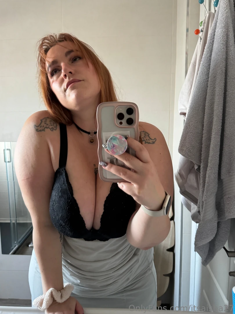 Who wants to remove my bra 