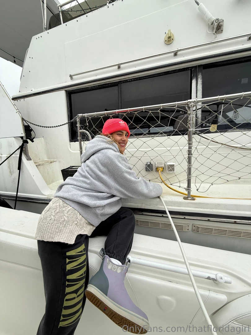 Filling a friends boat up w water part 2 
