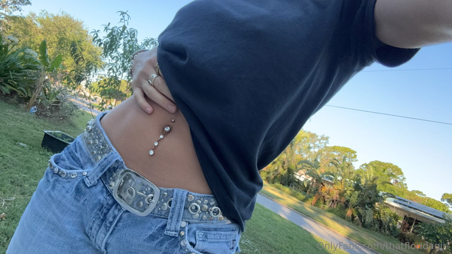 Justt putting on a show in the front yard woopss 