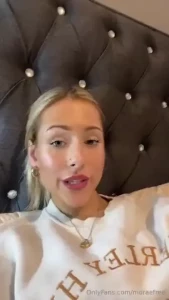 Spin the bottle please https onlyfans com annamorae136 c1