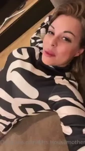 Weekend i hear musik and enjoy the evening what about you