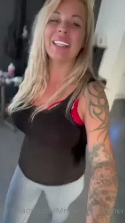 Rabbit many eggs and household 