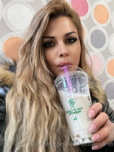 You know this drink bubble tea i have milk with black tea and bubbles