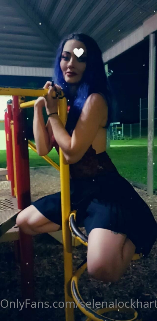 Enjoyed a nice walk tonight couldn t help but to snap a few pics 