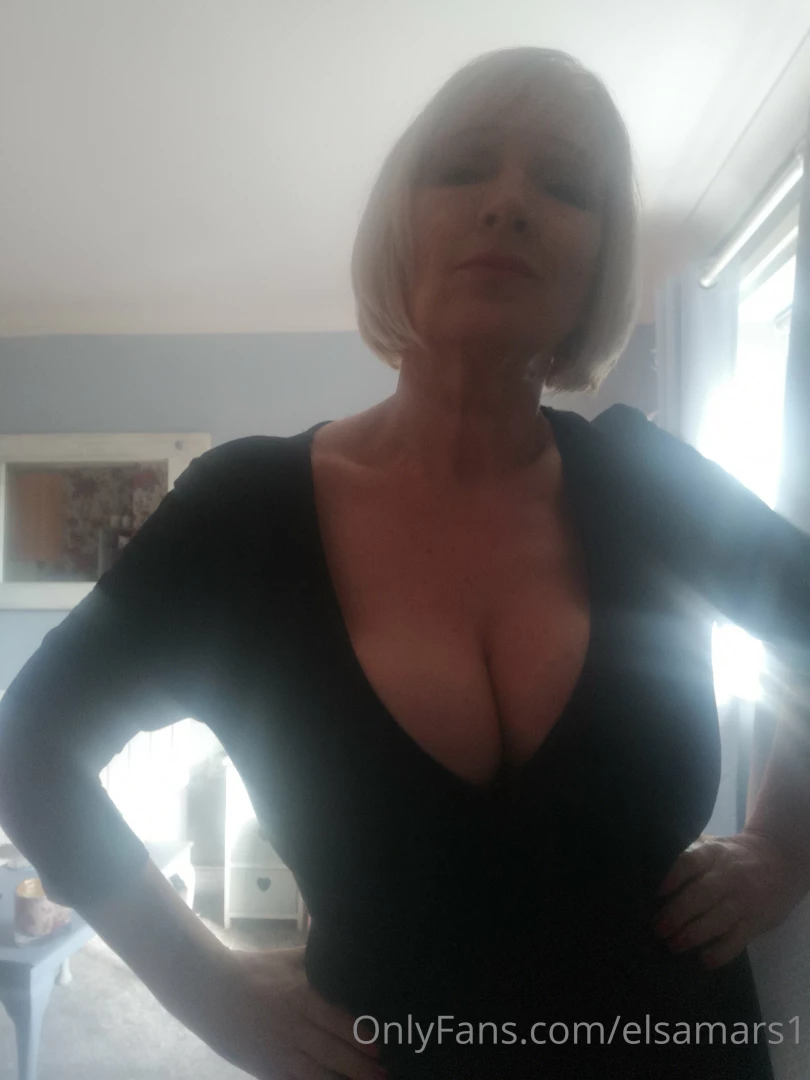 Off to the theatre darlings doing a live tomorrow evening might even part 5 