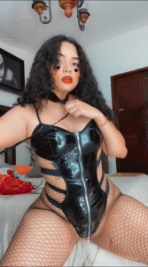 I look so damn good on this