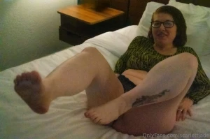 35 pics of me amp my feet in various poses for your foot fetish part 17