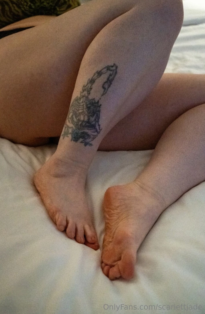 35 pics of me amp my feet in various poses for your foot fetish part 10 