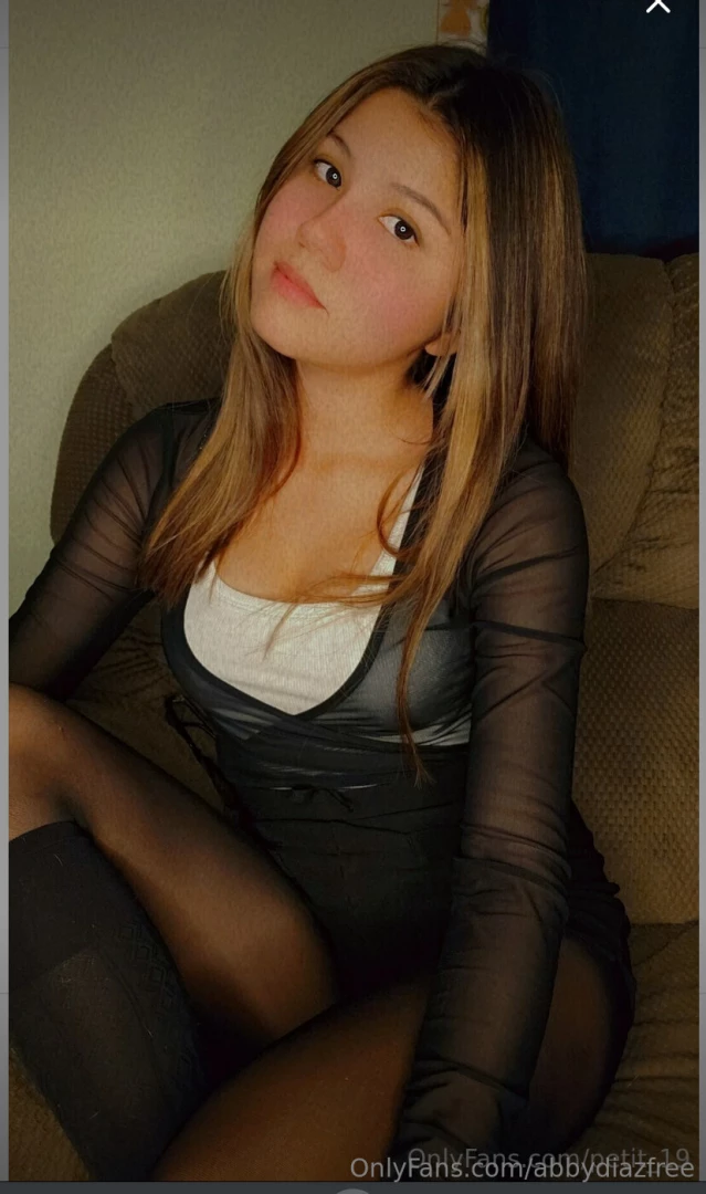 Petit_19 videos video call amp b g petit_19 petit_vip 4 99 naughty part 3 