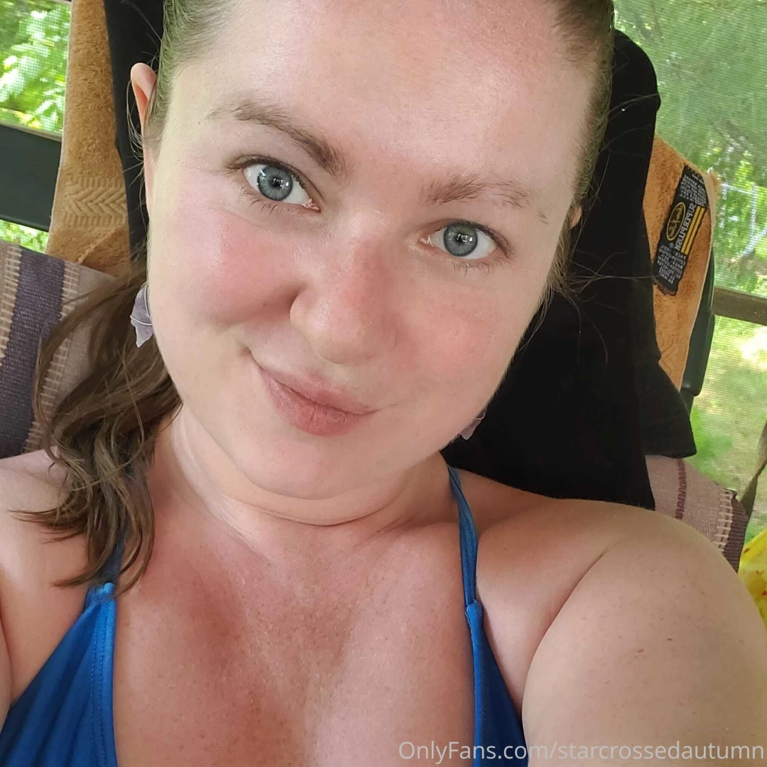 Lazy sunday by the pool part 1 