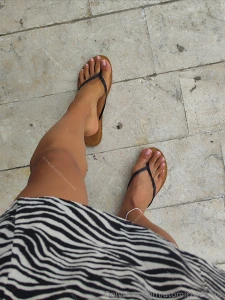 French pedicure and elegant slides part 4