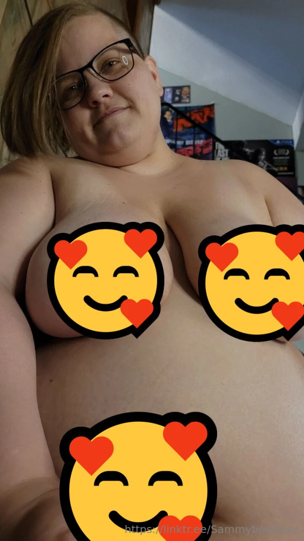 Look like i lost my red bra and starting play with my boy toy you know 