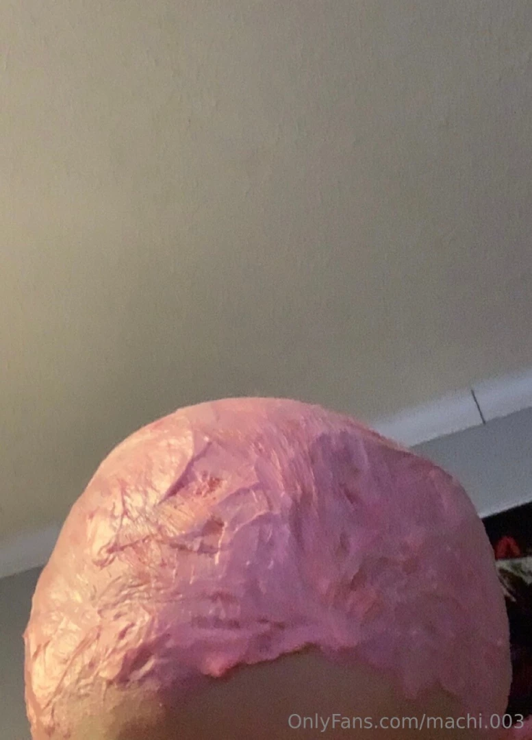 Ya girl finally dyed her hair pinnkkk though i messed it up the first 