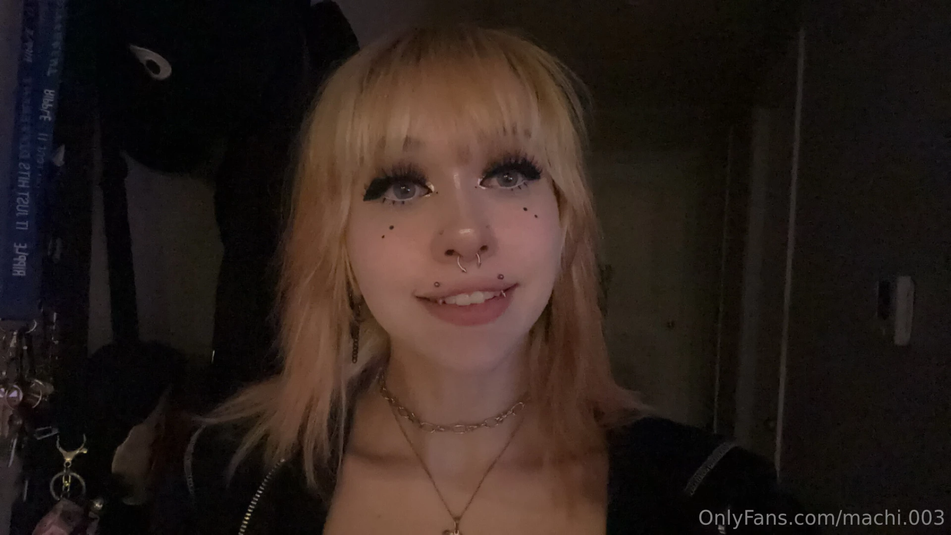 Ya girl finally dyed her hair pinnkkk though i messed it up the first part 1 