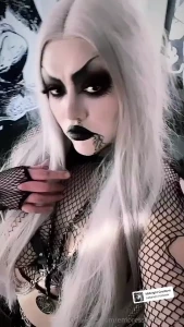 Heart this if you d want me to be your ghoulfriend