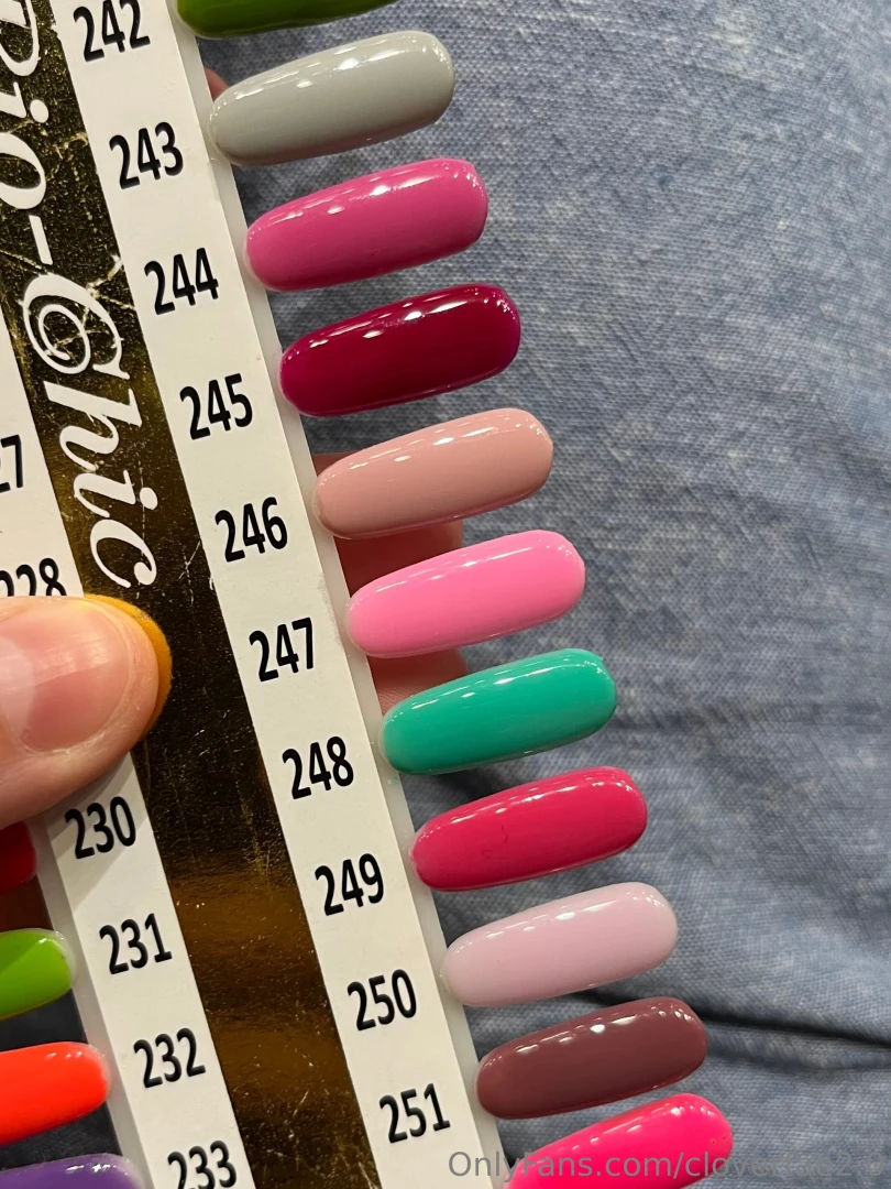 Got my toenails done what pink do you think i did poll part 3 