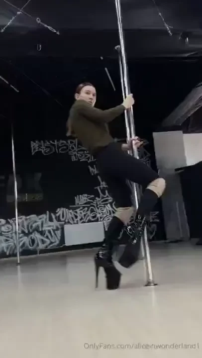 I really like to dance i know it s not very good but after a year of 