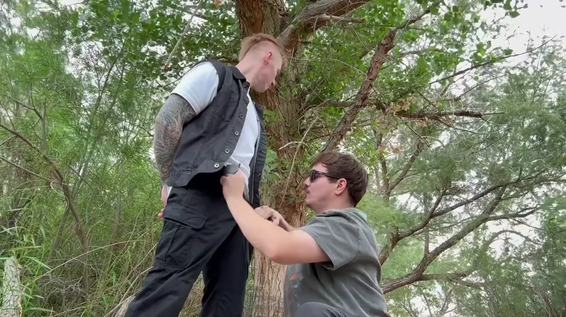 Quick outdoor blowjob silasstonexxx was so nervous about getting 