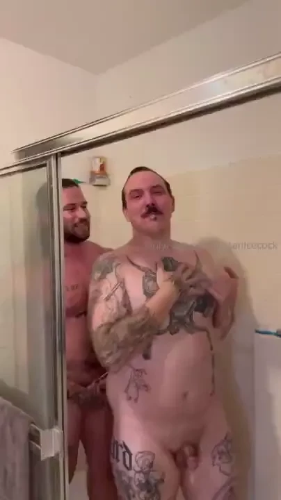 After we had some fun domsluvz and i took a shower to rinse off we 