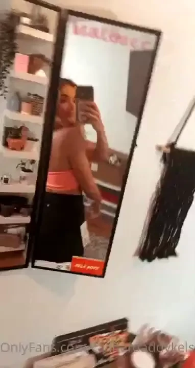 New lululemon who wants a closer look 