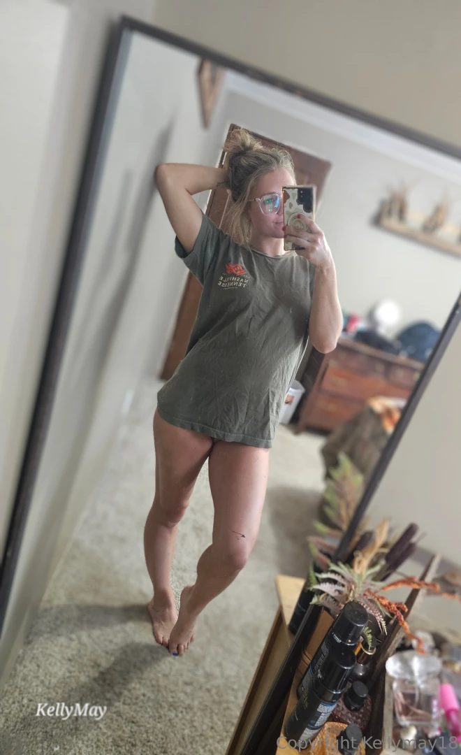 Free 30 days on my vip limited time https onlyfans com kellymay18vip 