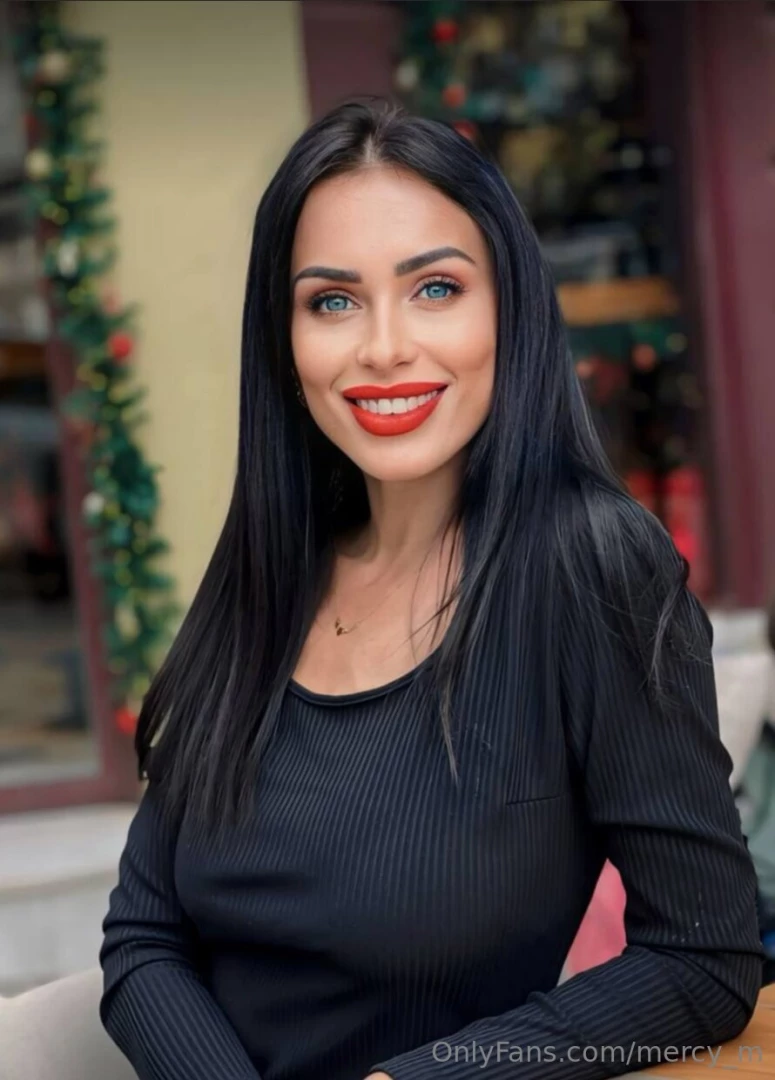 Ana_50shades is wet right now free subscription only now she wants to part 18 